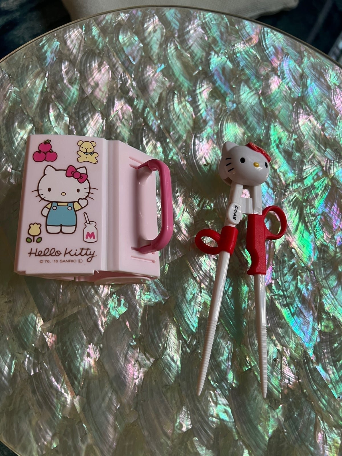 Hello Kitty toddler juice holder and training chopstic new from Japan