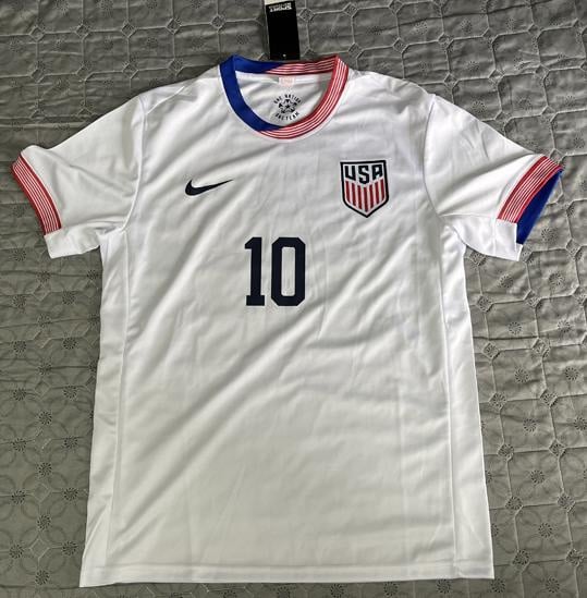 Christian Pulisic USA Jersey USMNT AC Milan