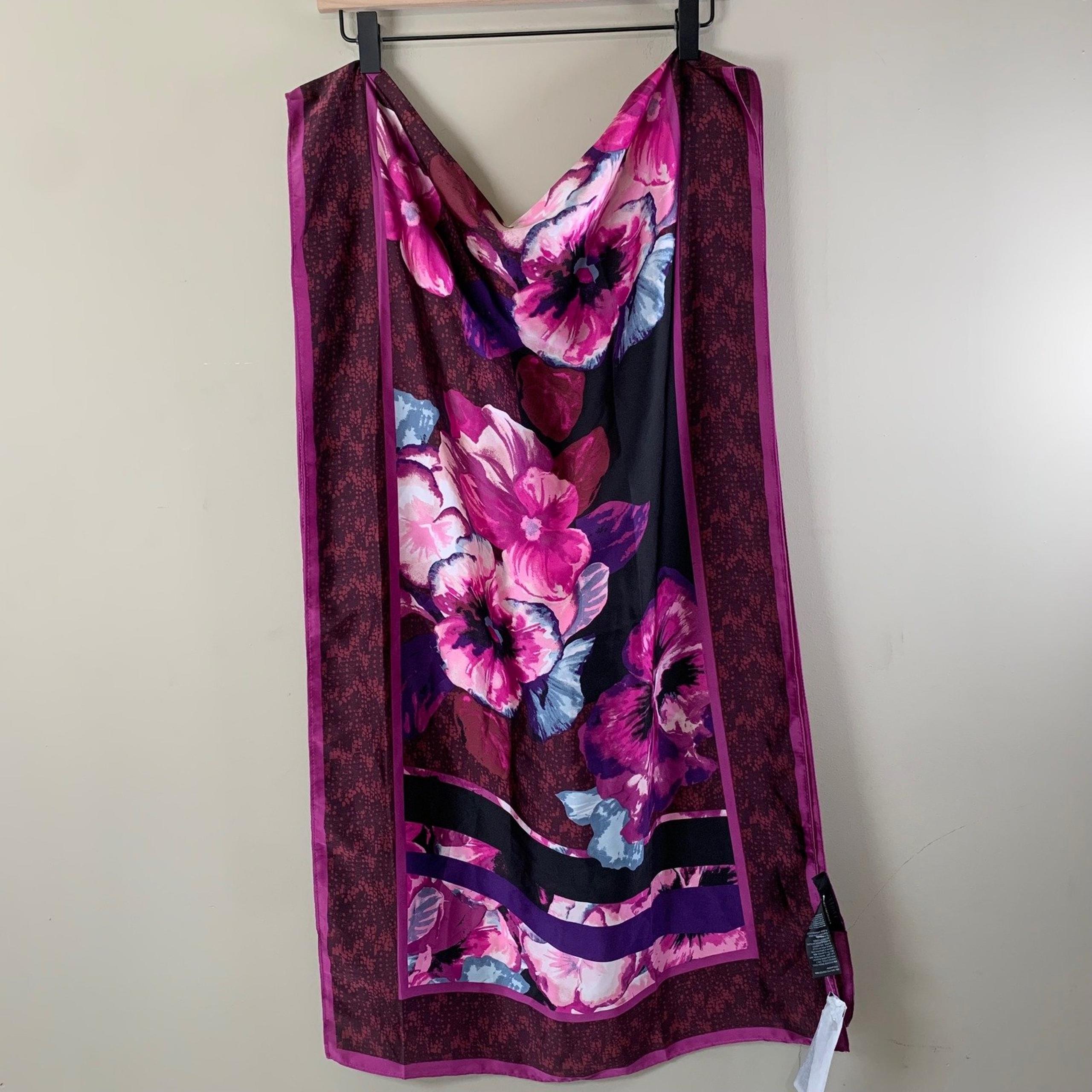 White House Black Market NWT Viola Cabernet  Oblong Scarf