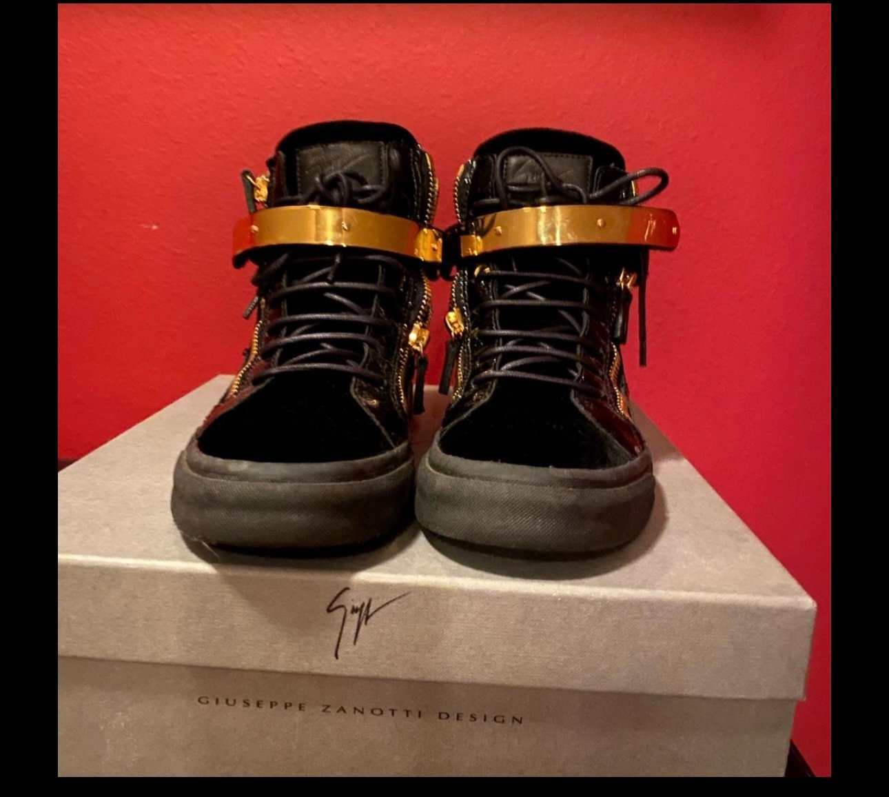Giuseppe Zanotti Gold Fashion Sneakers | Mercari Giuseppe Zanotti Gold Fashion Sneakers | Mercari