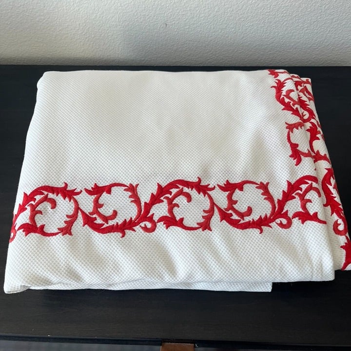 Hamburg House White Pique Bed Coverlet King Size Red Embroidery