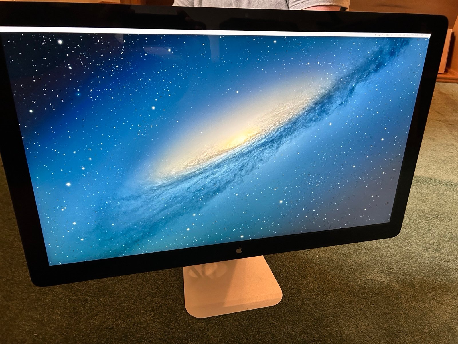 Apple Thunderbolt 27 Inch Display (Late 2015)