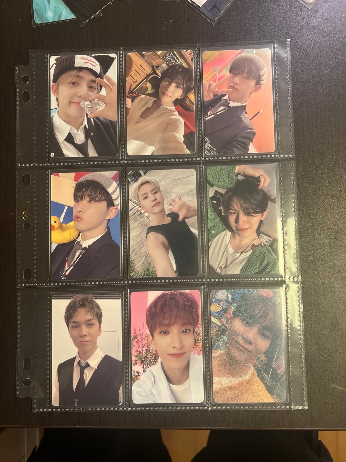 Seventeen photocards set
