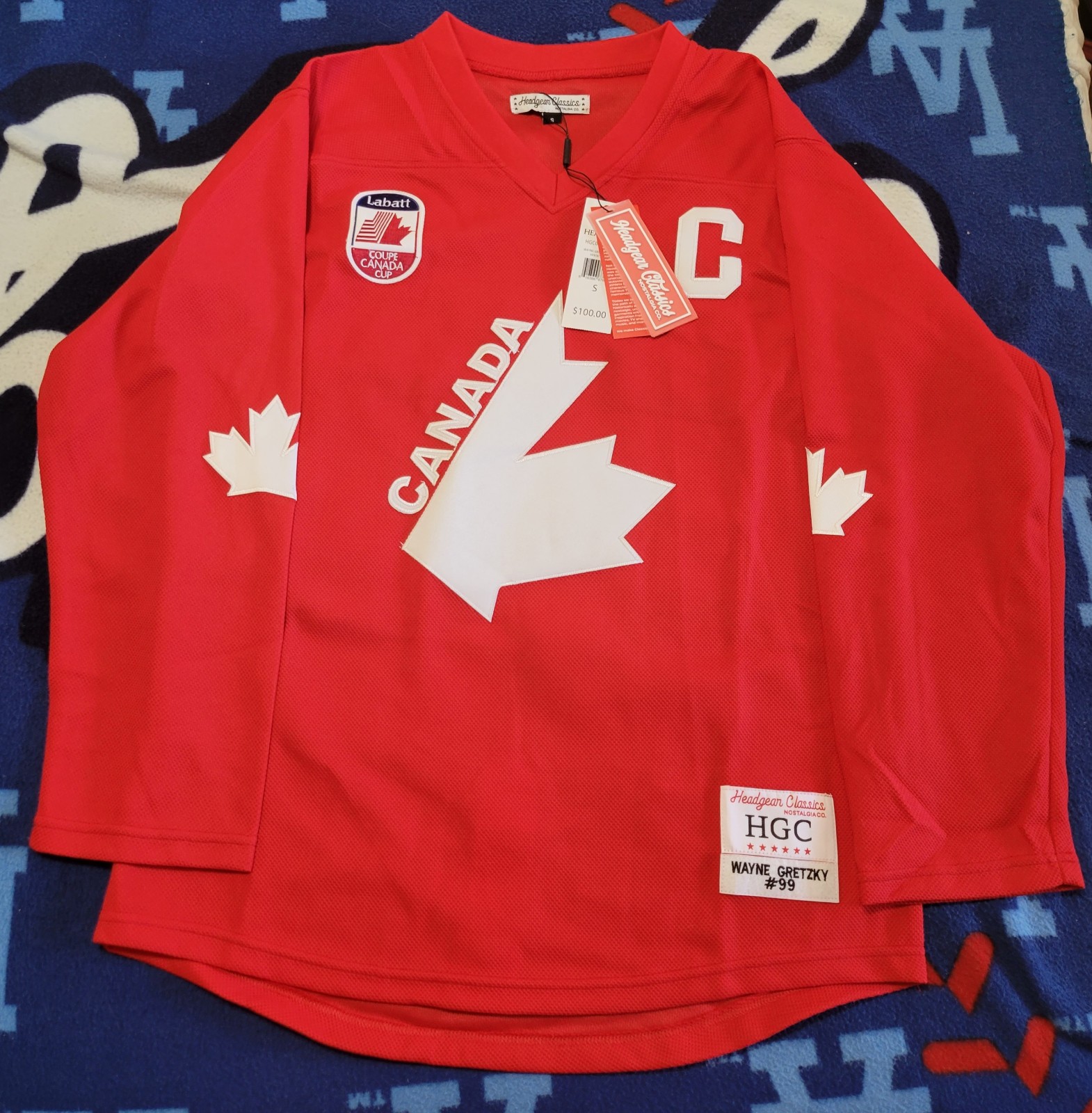 Brand new Retro Canadian NT WAYNE GRETZKY HGC jersey, Size Small