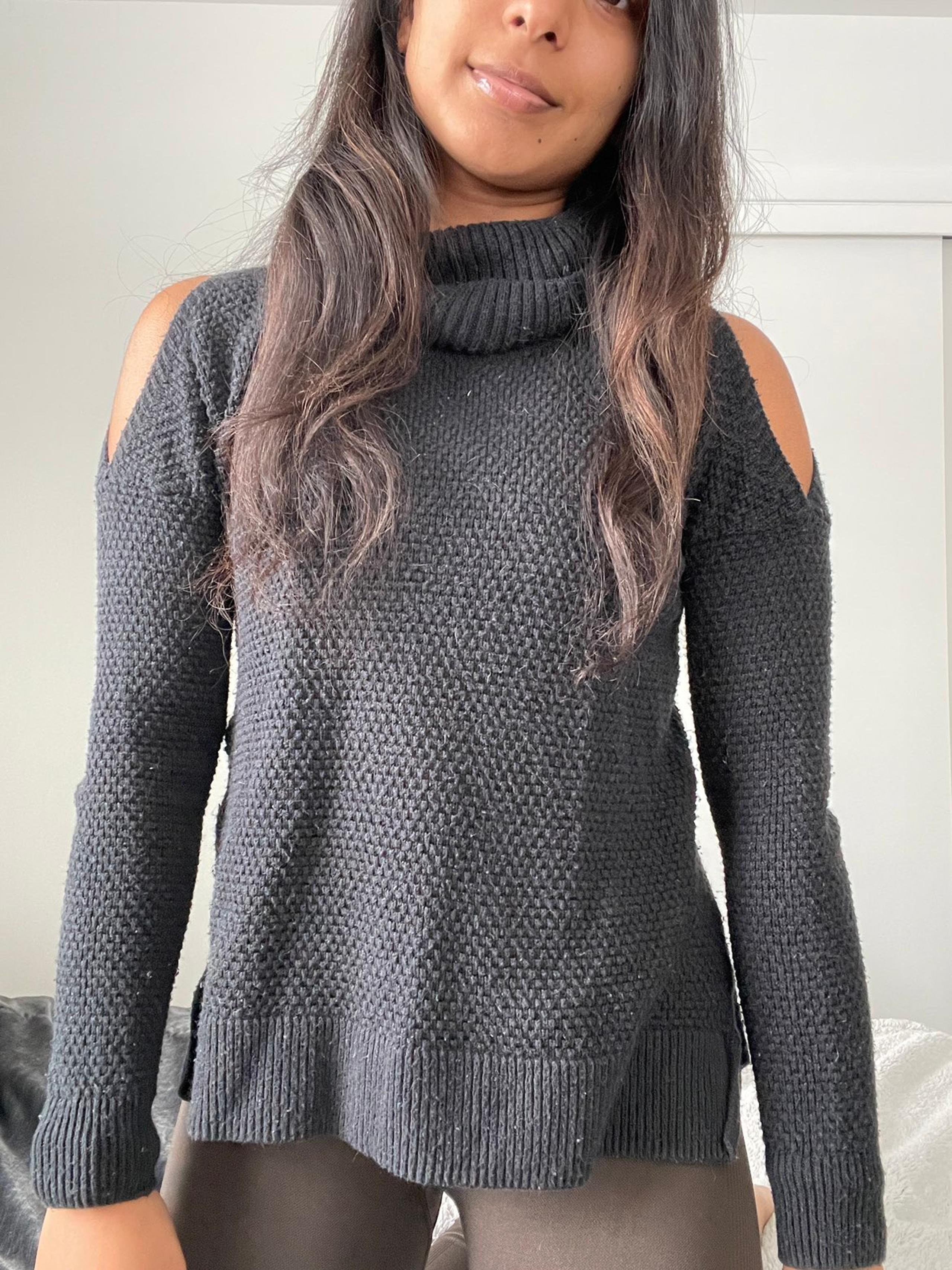 Hollister Sweater