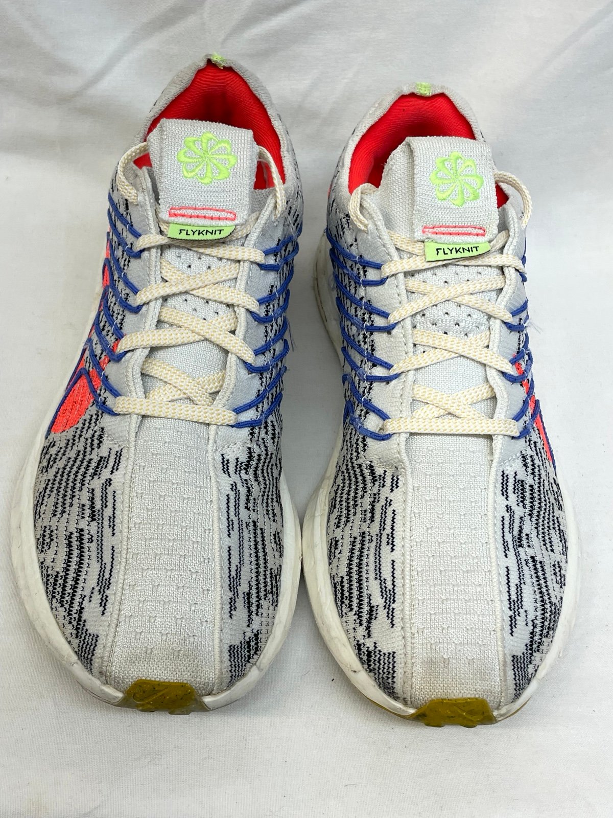 Nike zoomx Flyknit Multicolor running Sneakers ladies sz 8