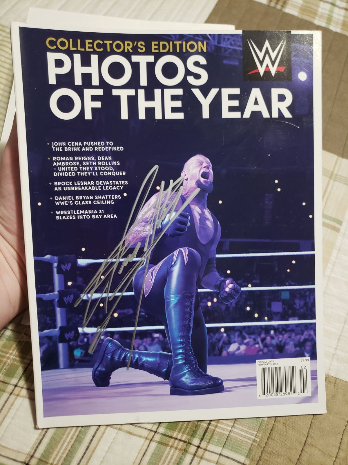 The undertaker signed autograph magazine