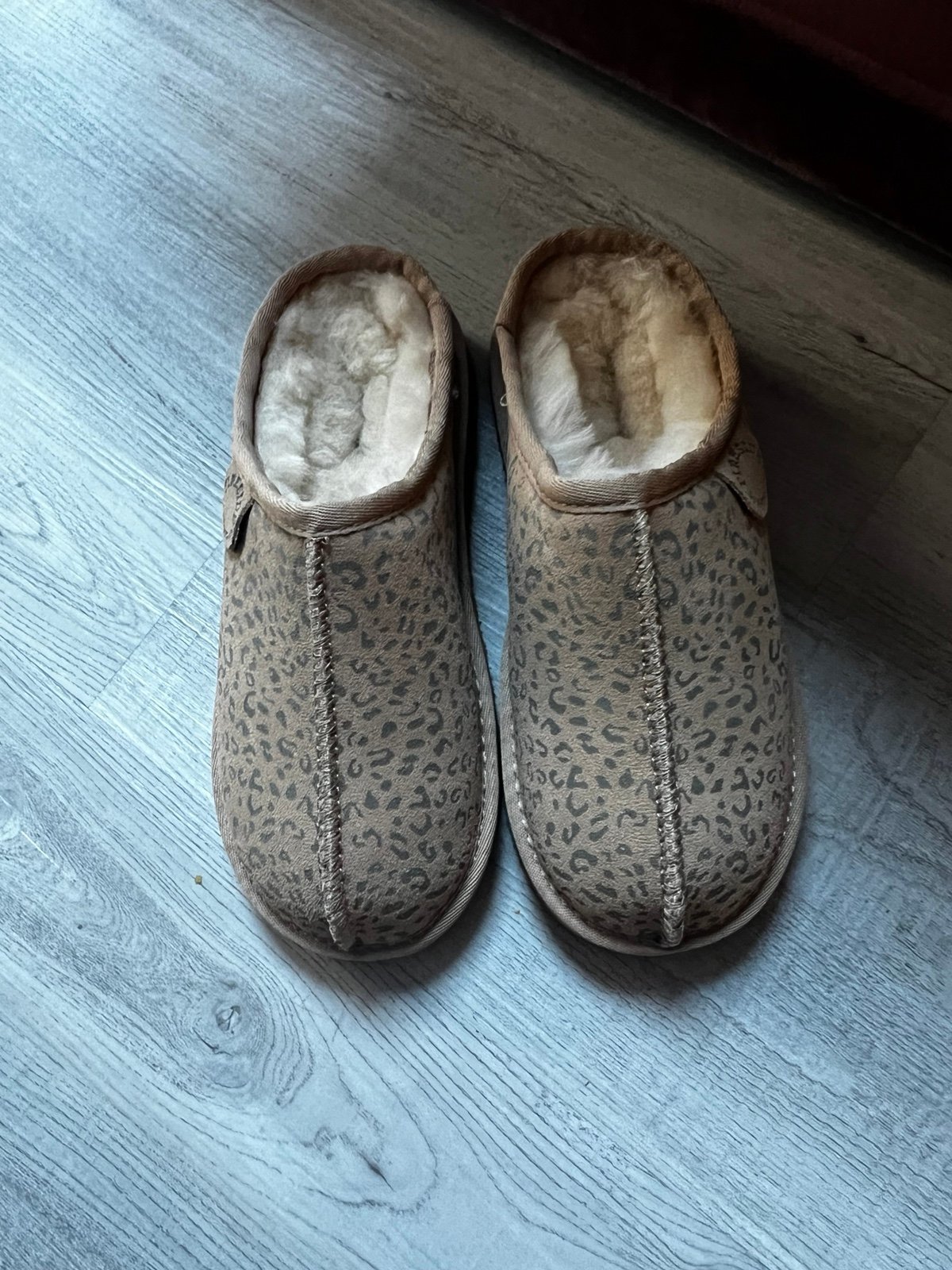 Slippers