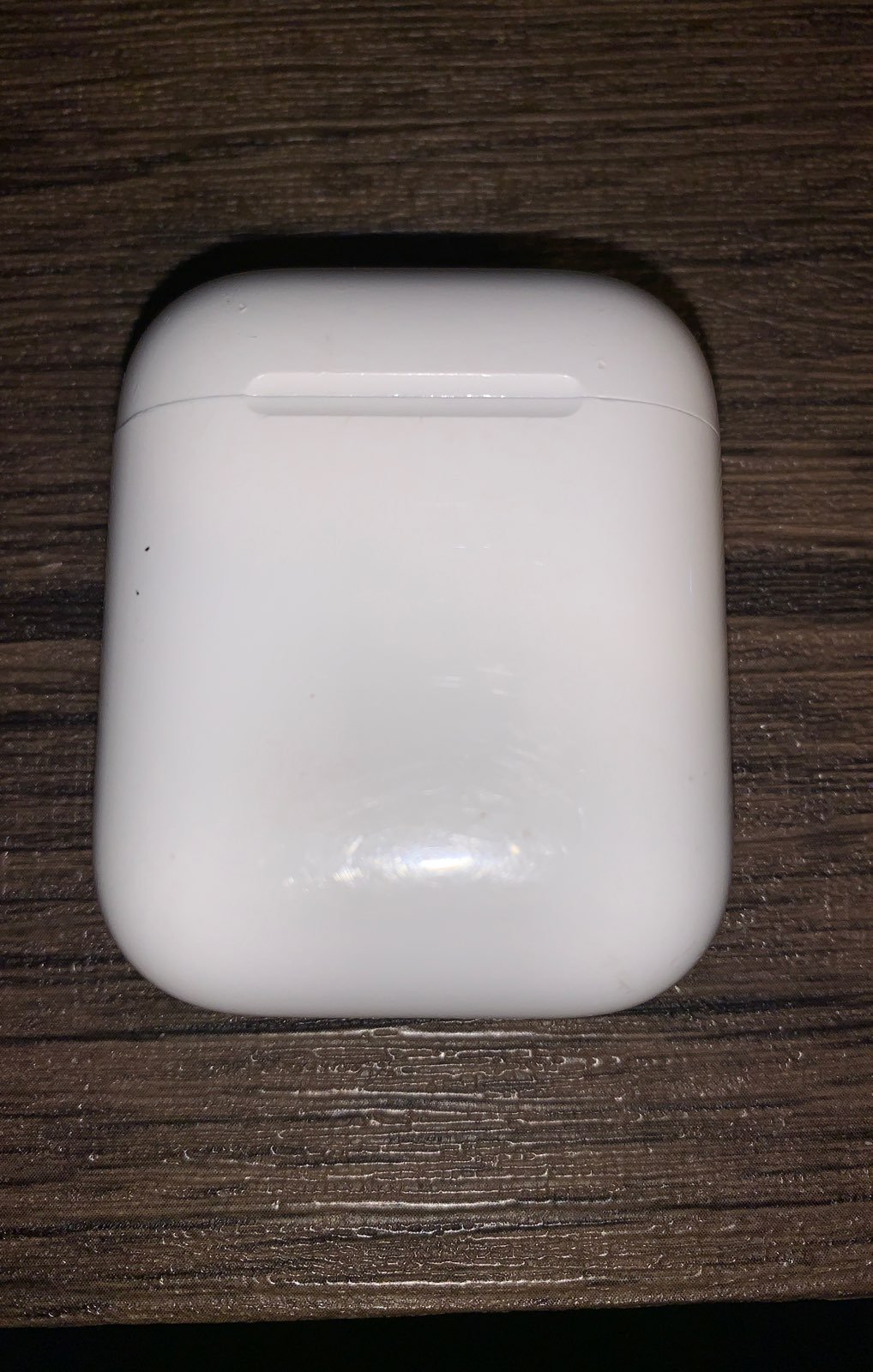 Apple AirPods Charging Case