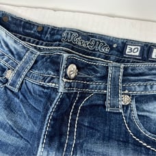 Miss Me Size 30 Denim Bermuda Jean Shorts JP5792M Distressed Cuffed Jewel Bling