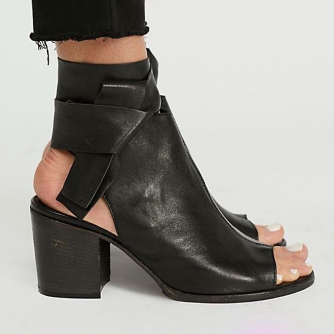 Free People black leather ankle wrap around heels peep toe Coleto size 41 US 10