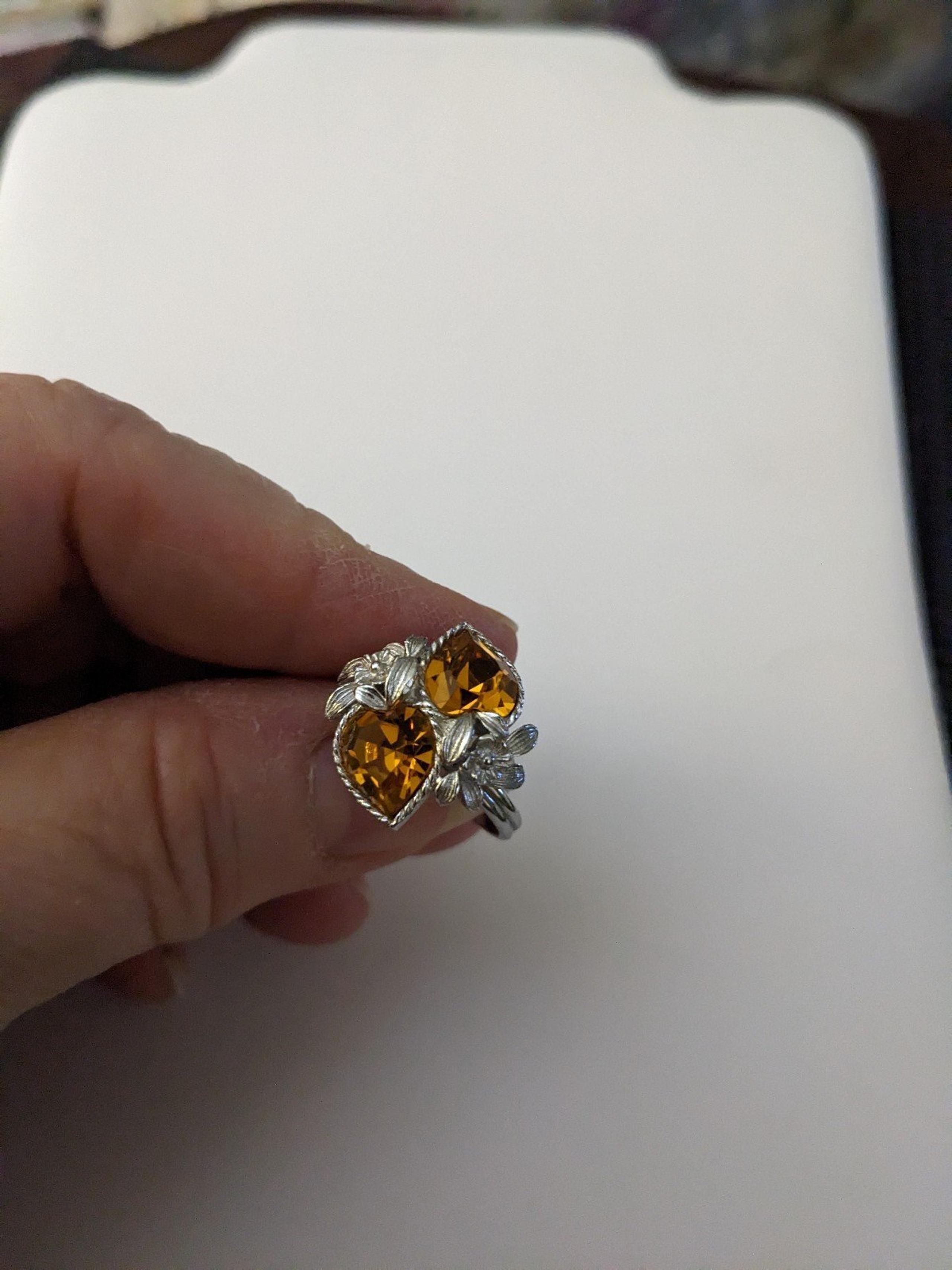 NEW VTG (1973) SARAH COVENTRY NOVEMBER FAUX TOPAZ HEART SHAPED RING Sz. 6.5 - 7