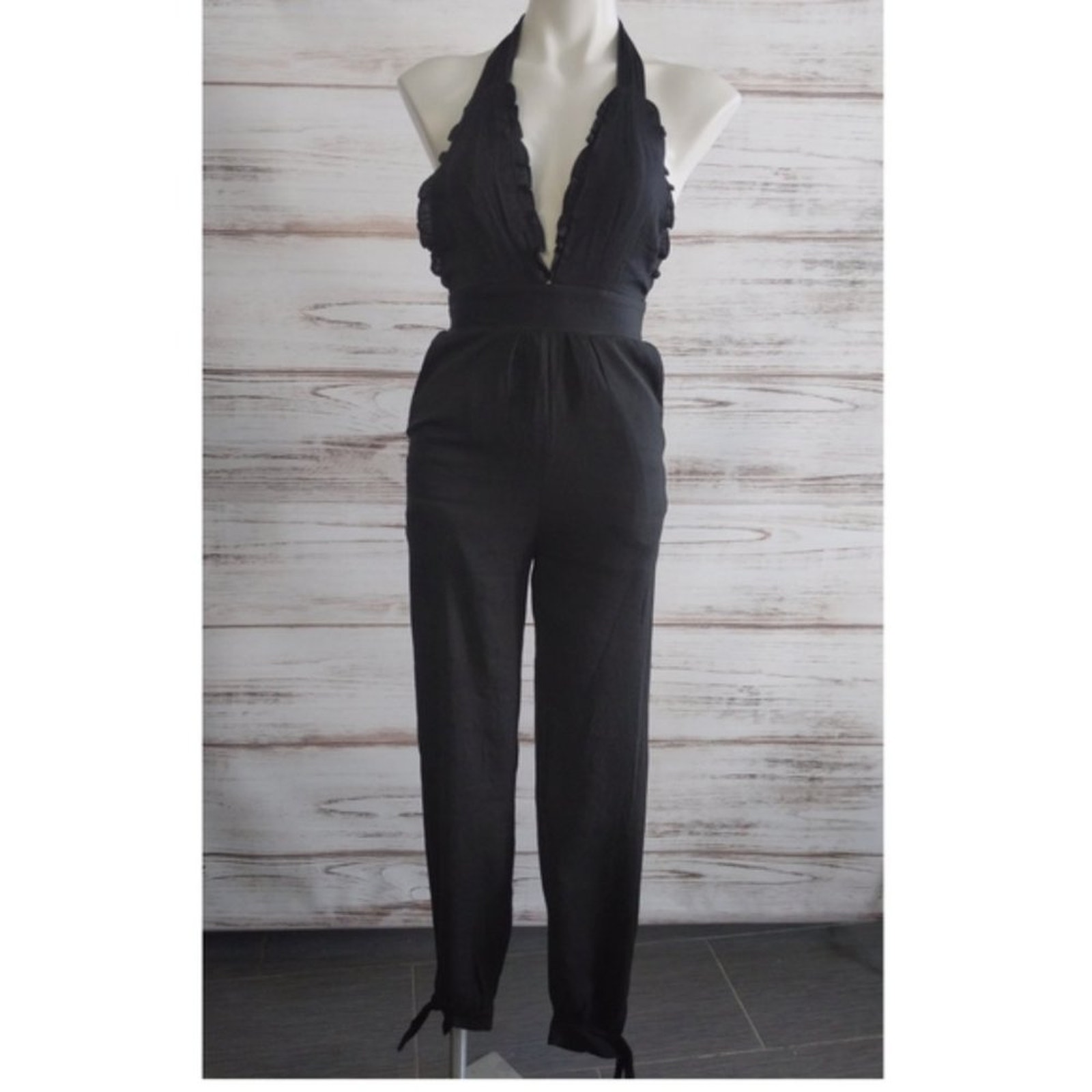 Nwt Aqua Black Ruffle Halter Jumpsuit XS