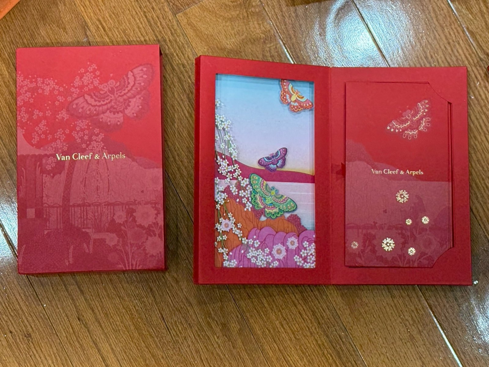 Van Cleef & Arpels Red Packets