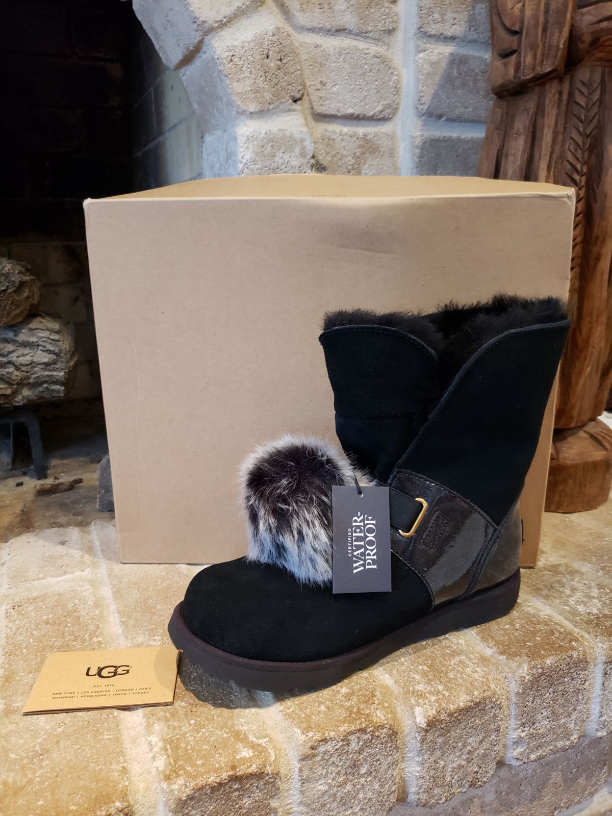 New Authentic black UGG boots sz 5