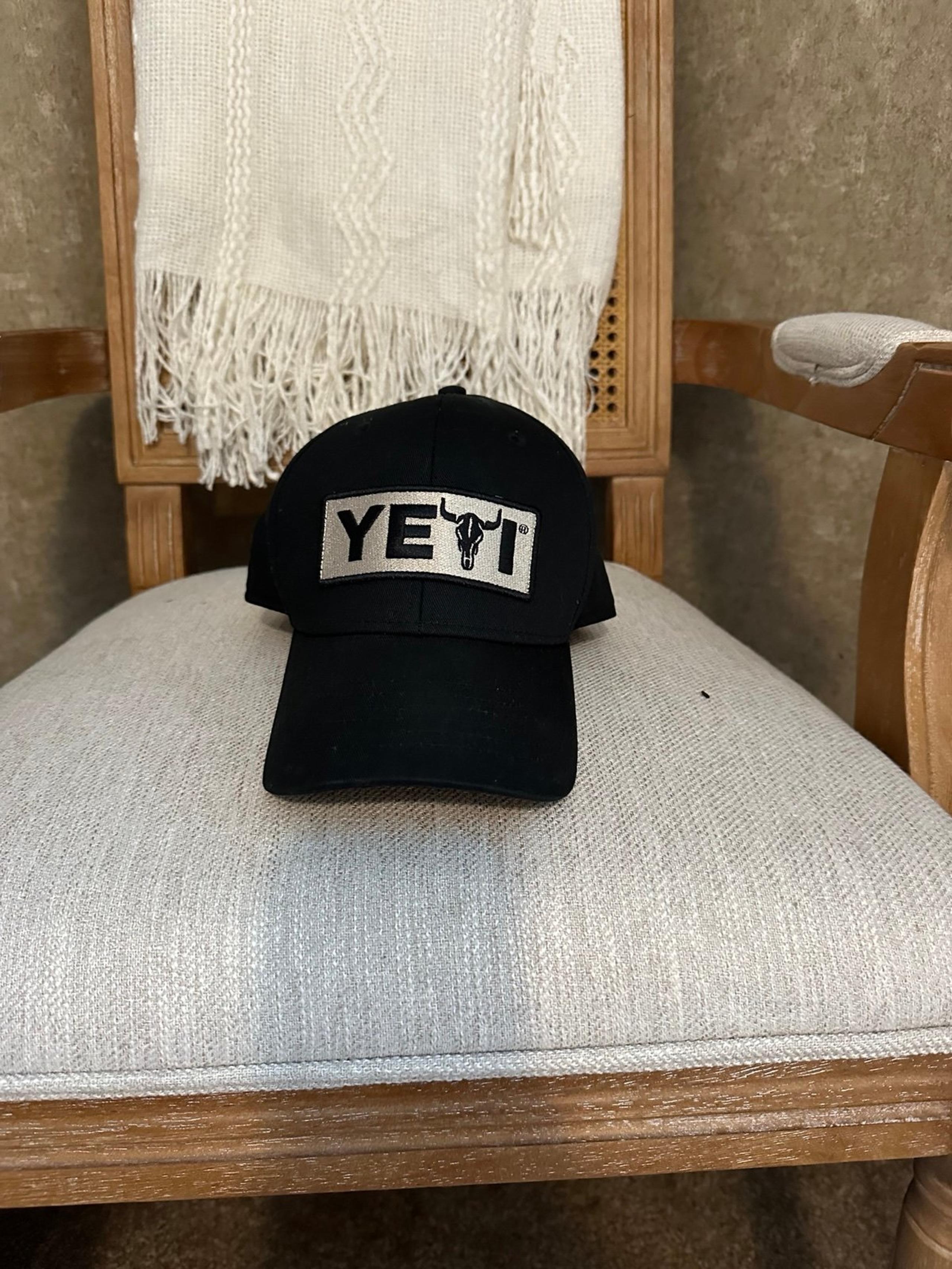 Men’s black yeti hat, brand new without tags