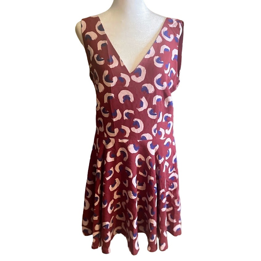 Elle Sasson Maroon Abstract Print V-Neck/Back Silk Cocktail Dress Size 8