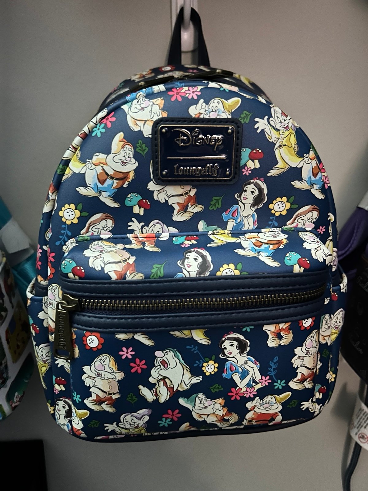 Loungefly Snow White And The Seven Dwarfs