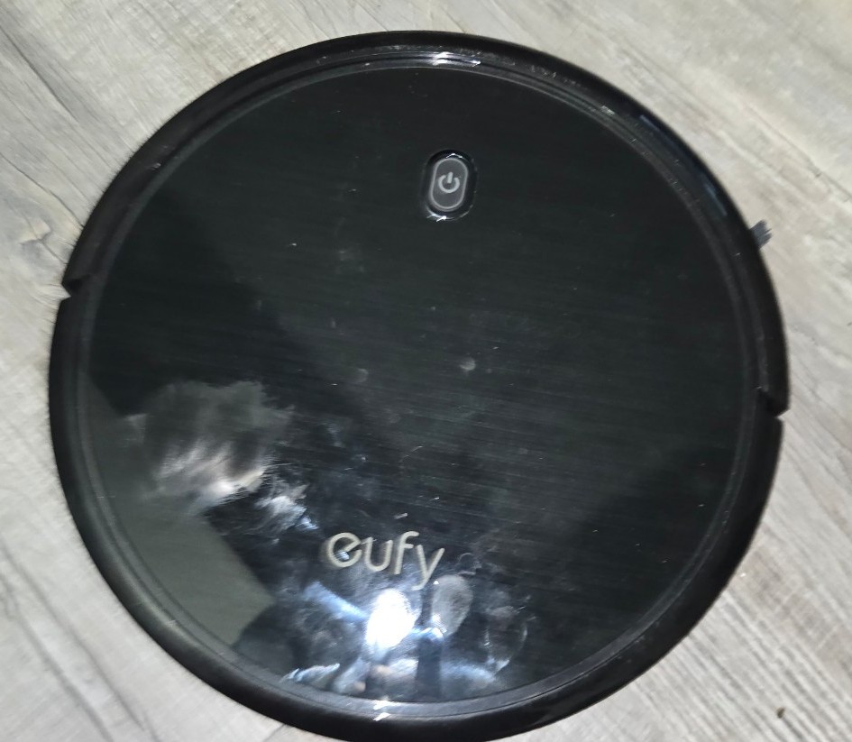 Eufy T21081 Boost IQ RoboVac 11S Robotic Vacuum Cleaner w/Dock & Remote