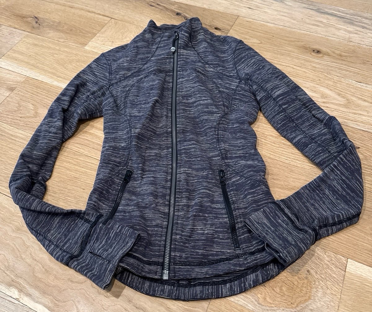 Womans Lululemon Jacket 2