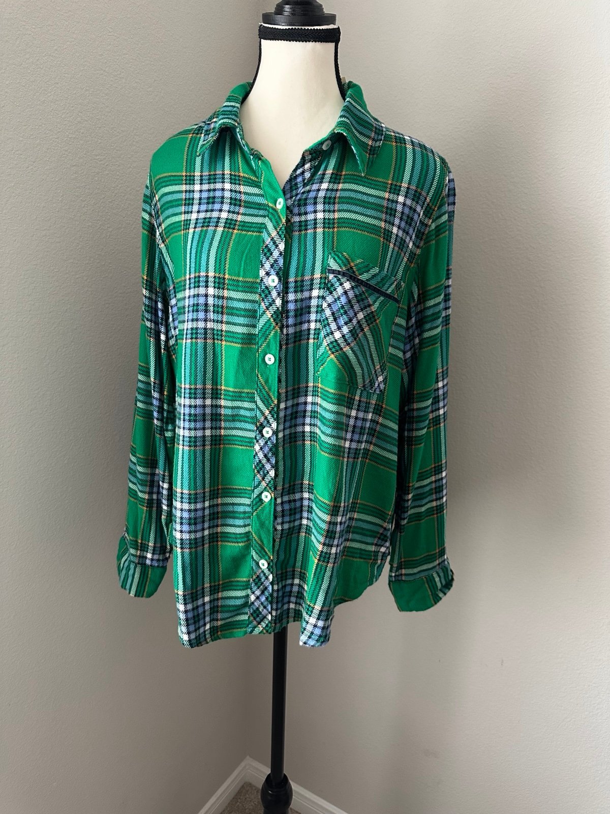 Aerie Flannel Plaid Top Women's Size S Green/Blue Button Down Front Pocket NWT