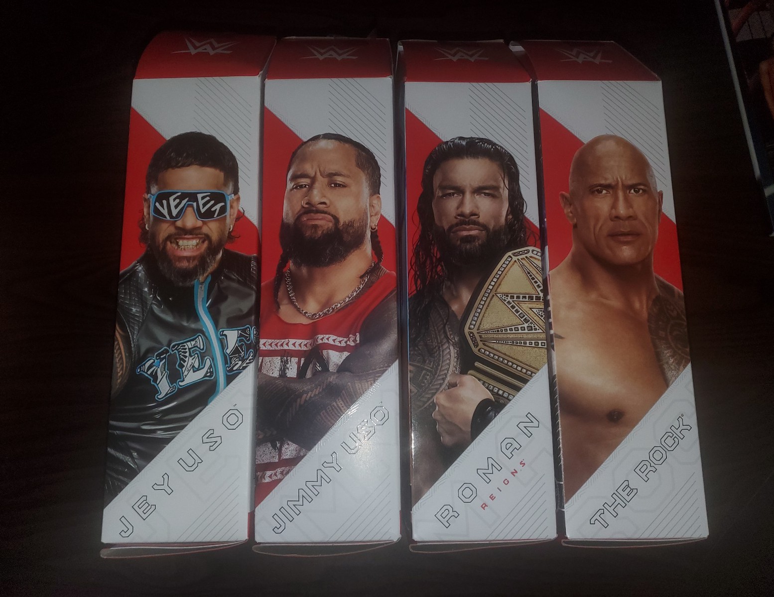 Wwe ultimate edition Bloodline 4 figures