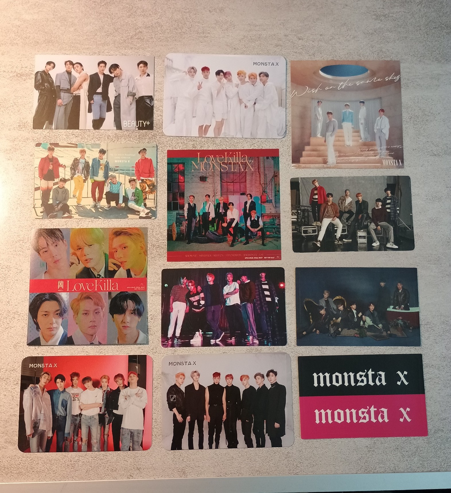 Monsta X Urban Decay group PC set (12)