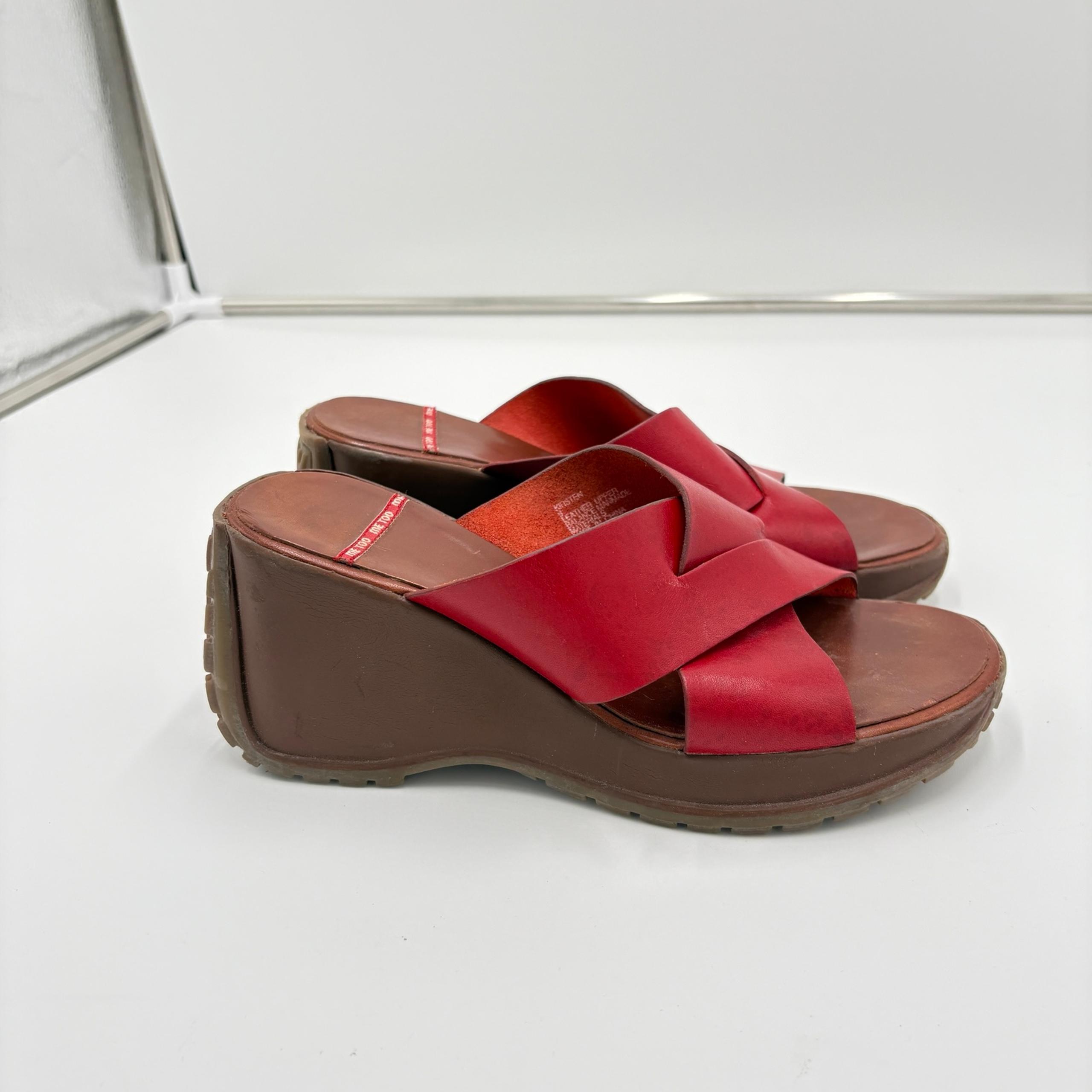 Me Too Chunky Y2K 90s Whimsigoth Platform Red Leather Wedge Sandals Shoes Size 6