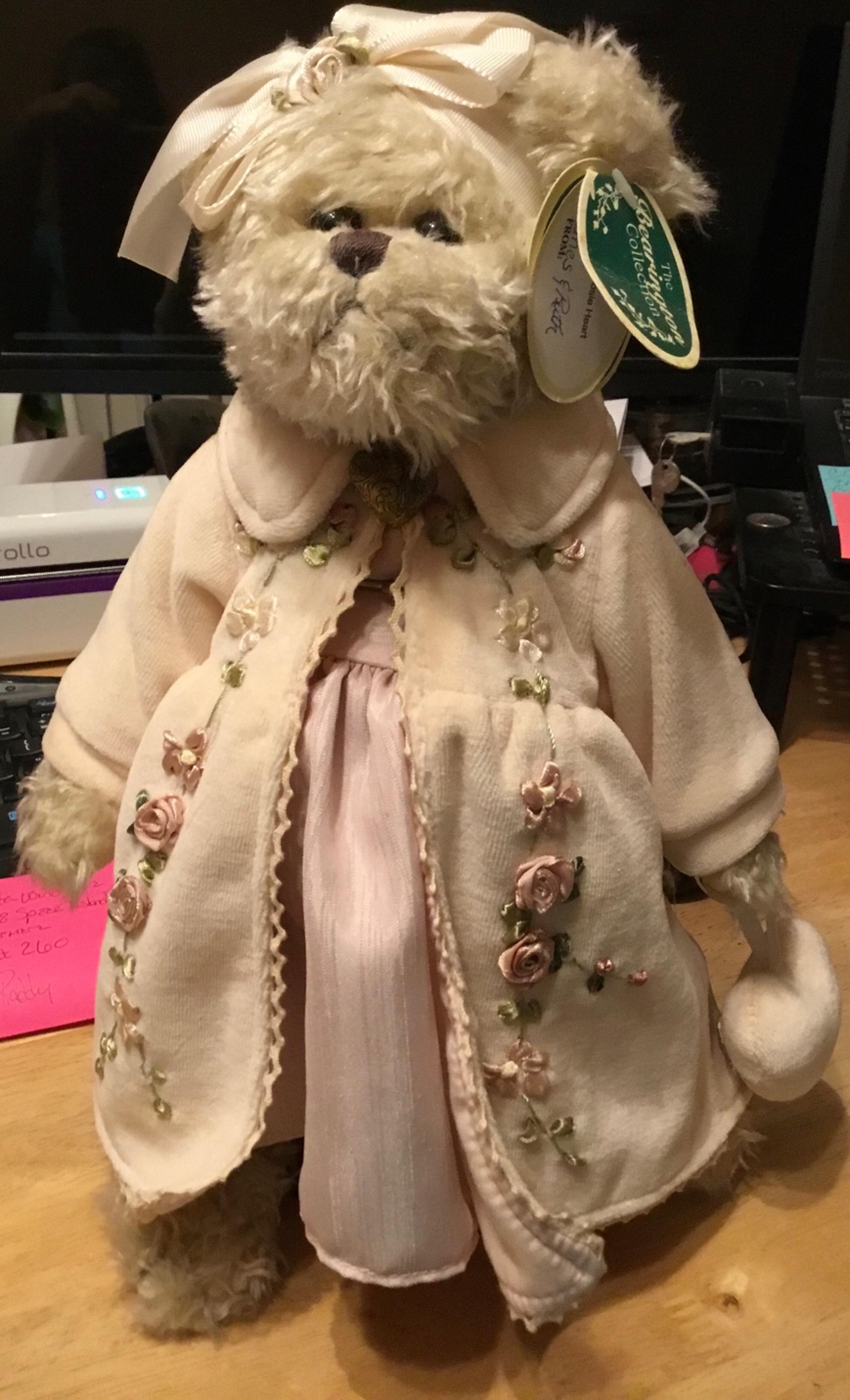 Bearington Valentine Rosie Heart Bear with stand