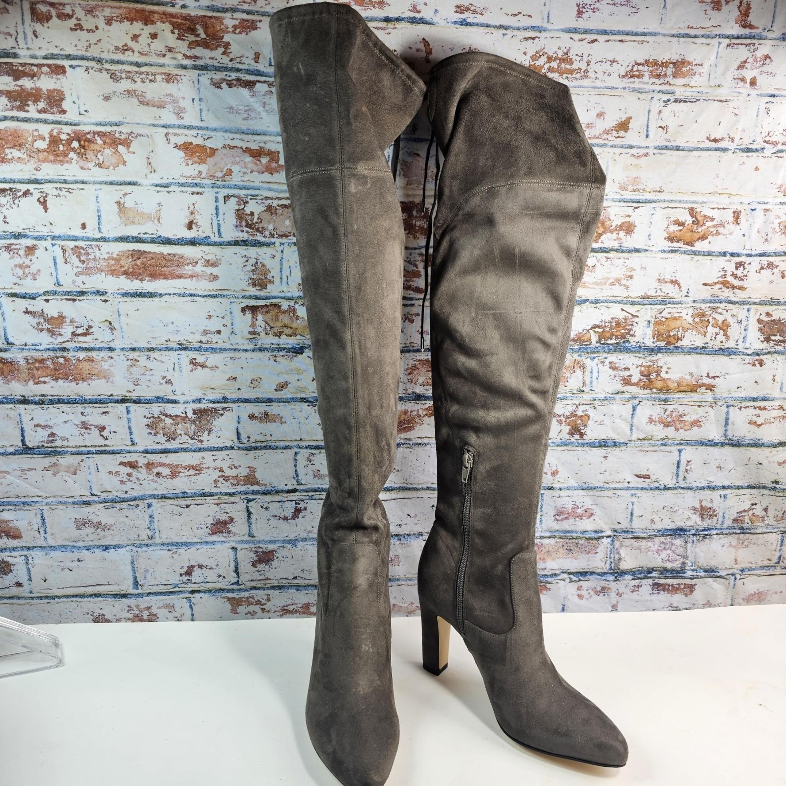 NWOB Ivanka Trump Thigh High Boots Suede Leather Grey Elegant Stiletto Size 8.5M