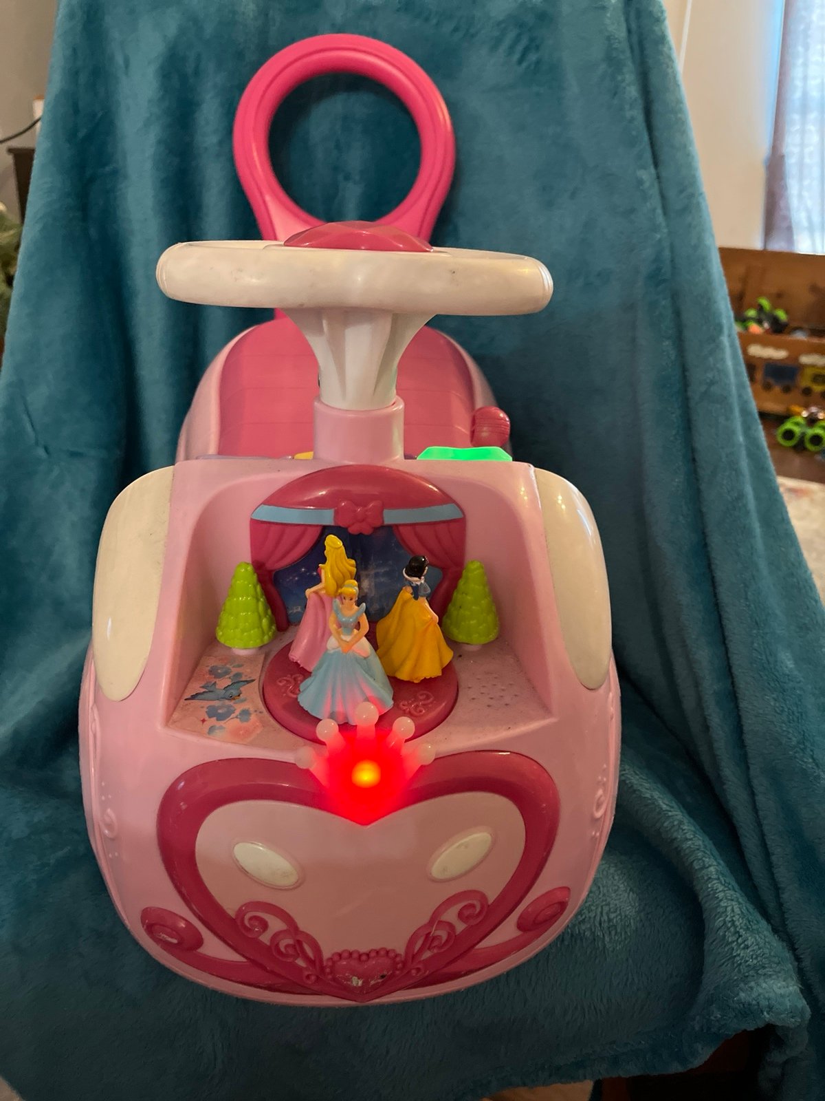 Kiddieland Disney Princess My First Disney Ride or Push Car activity