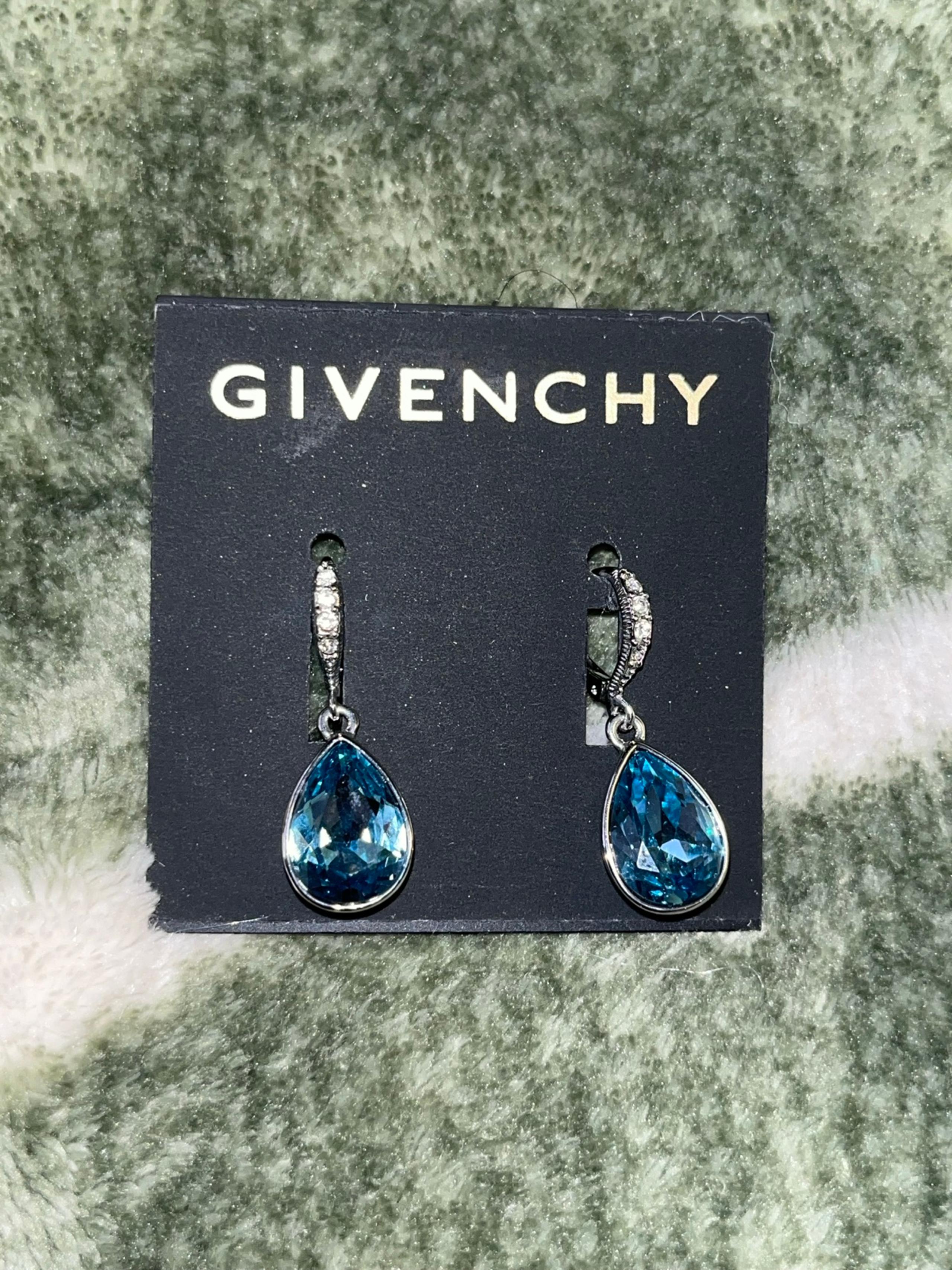 Blue crystal earrings