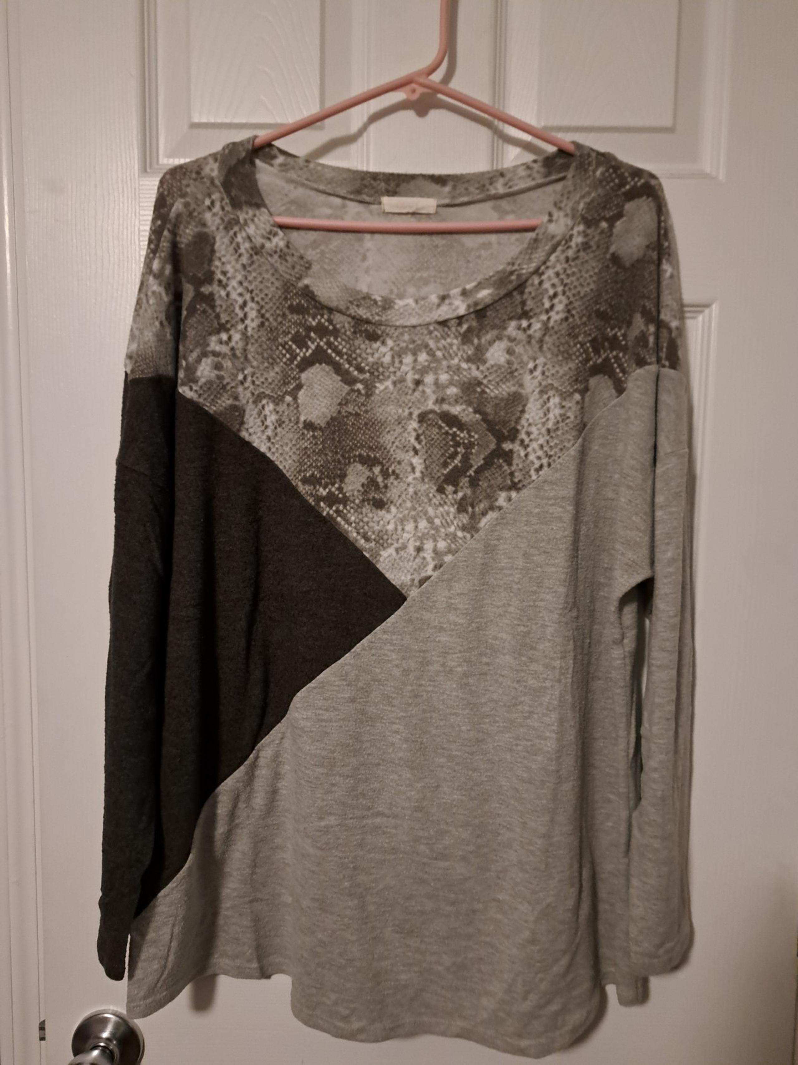 Women's Top