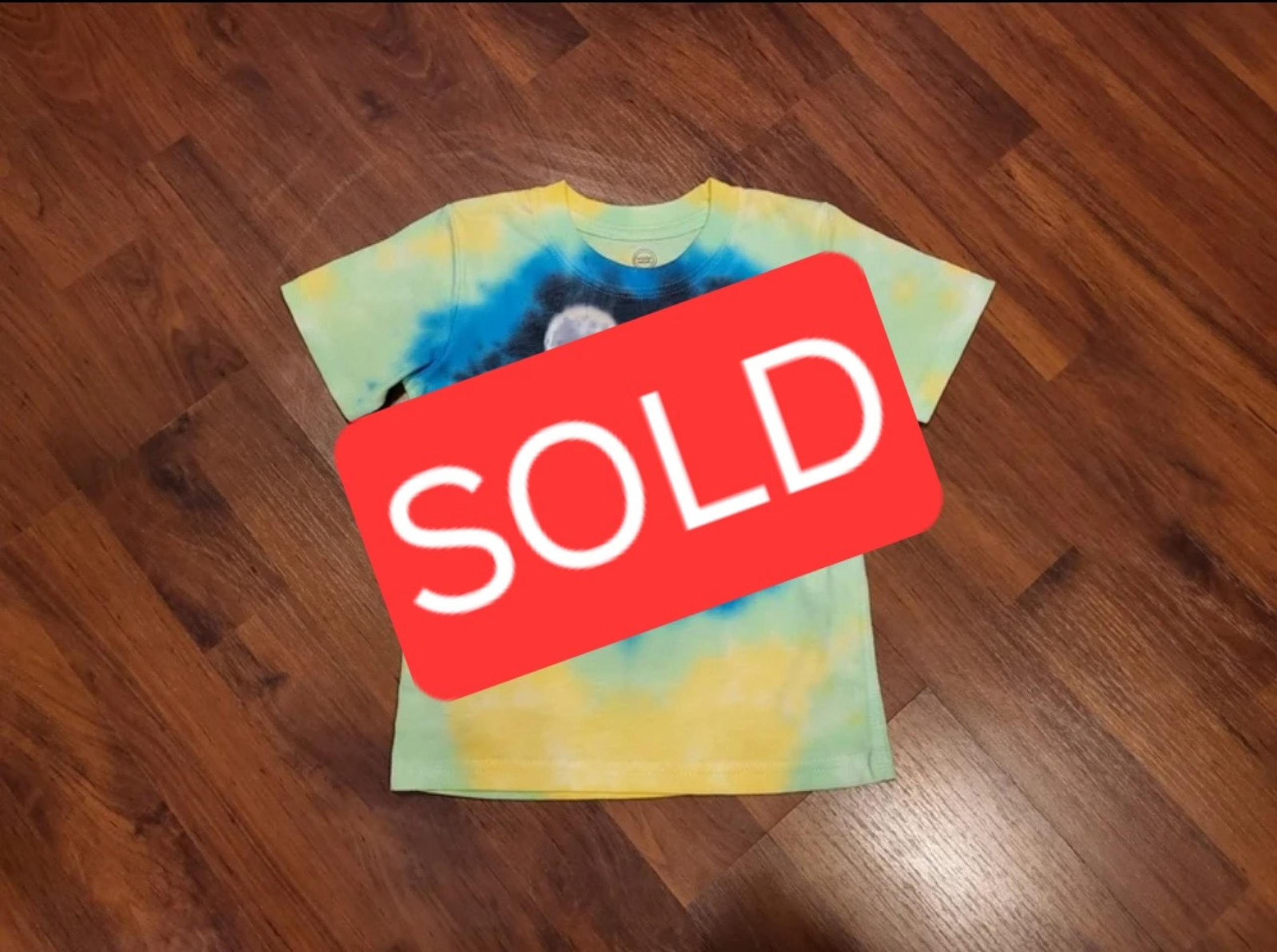 Kids Paw Print Shirt 2T