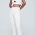 *NWT* Still Packaged* Alo Yoga Airbrush High-Waist Flutter Leggings in White or