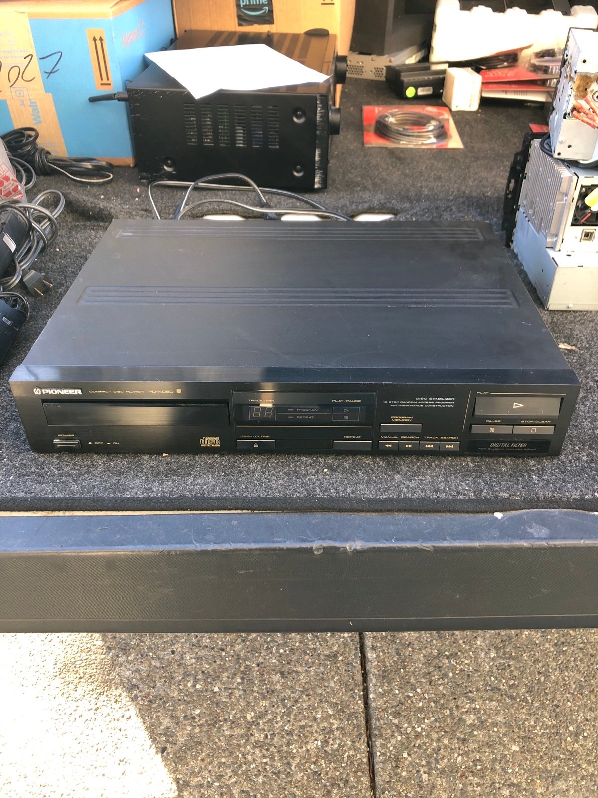 Vintage Pioneer PD-4050 Single-Disc Compact Disc CD Player WORKING