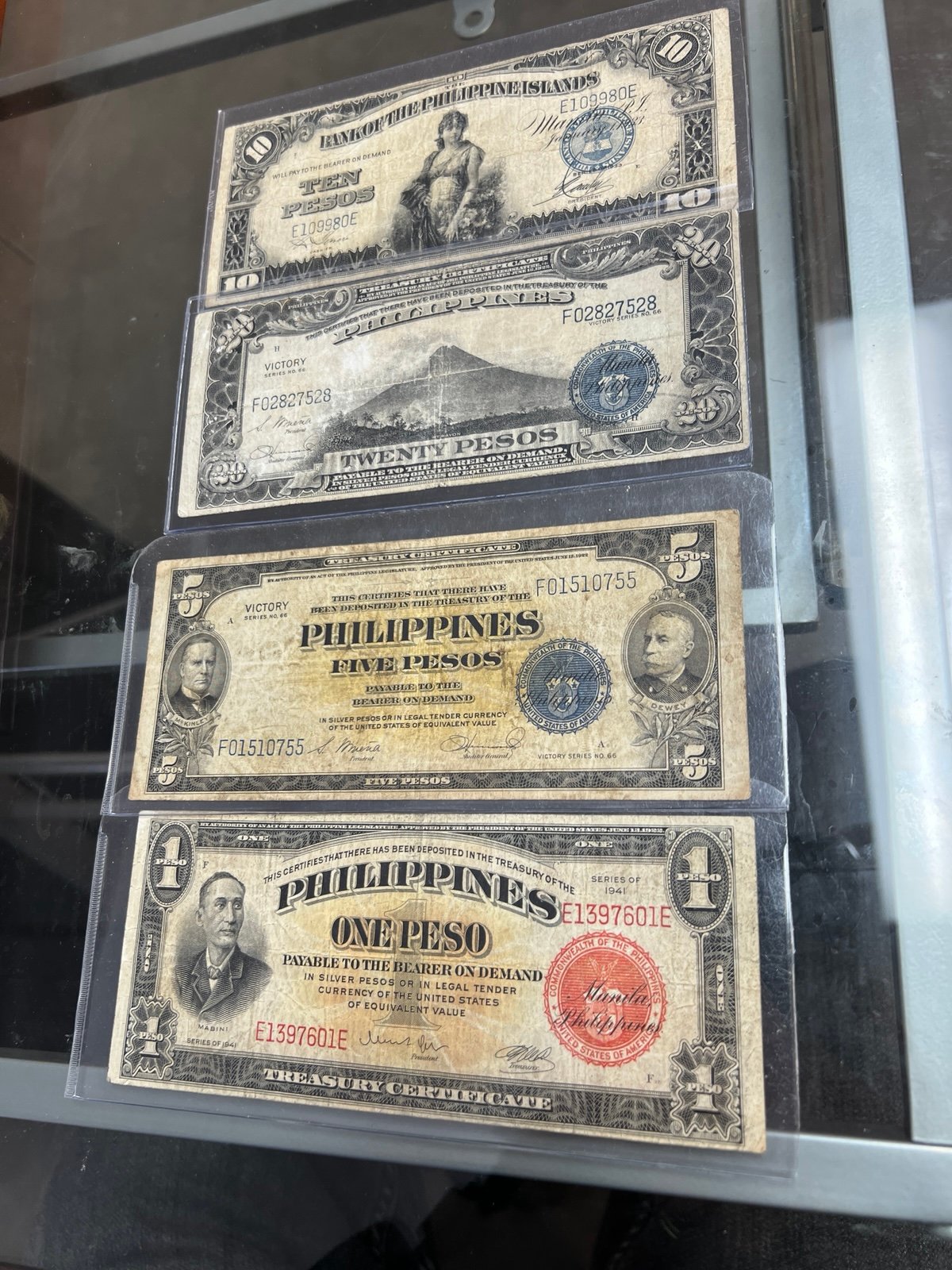 Banknote