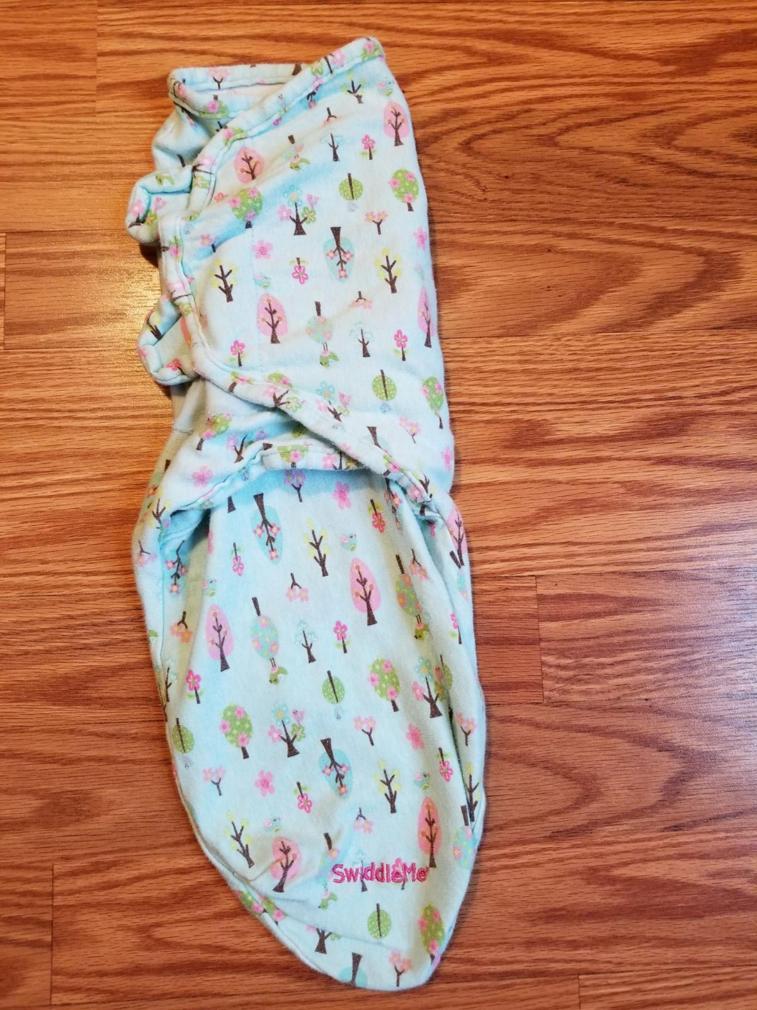 Summer infant Swaddle Me sack sm/med