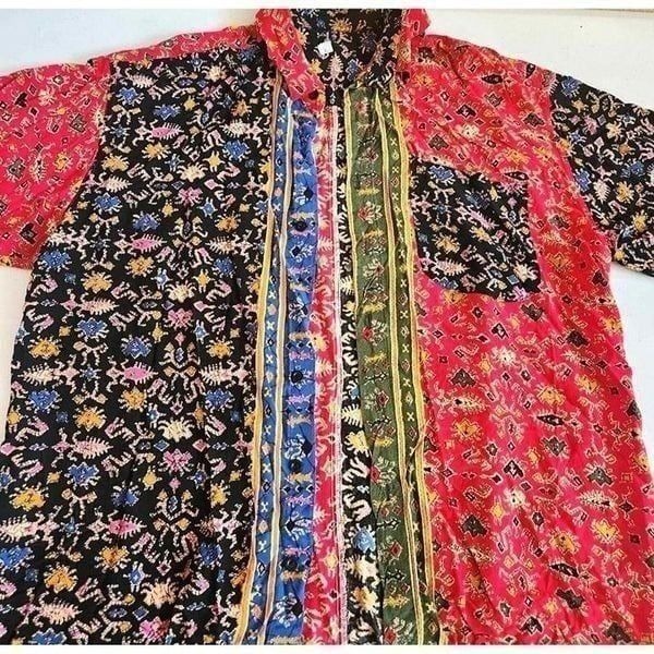 Vintage 90s Button Up Shirt Womens Size L Red Multi Batik Oversized Rayon Baggy