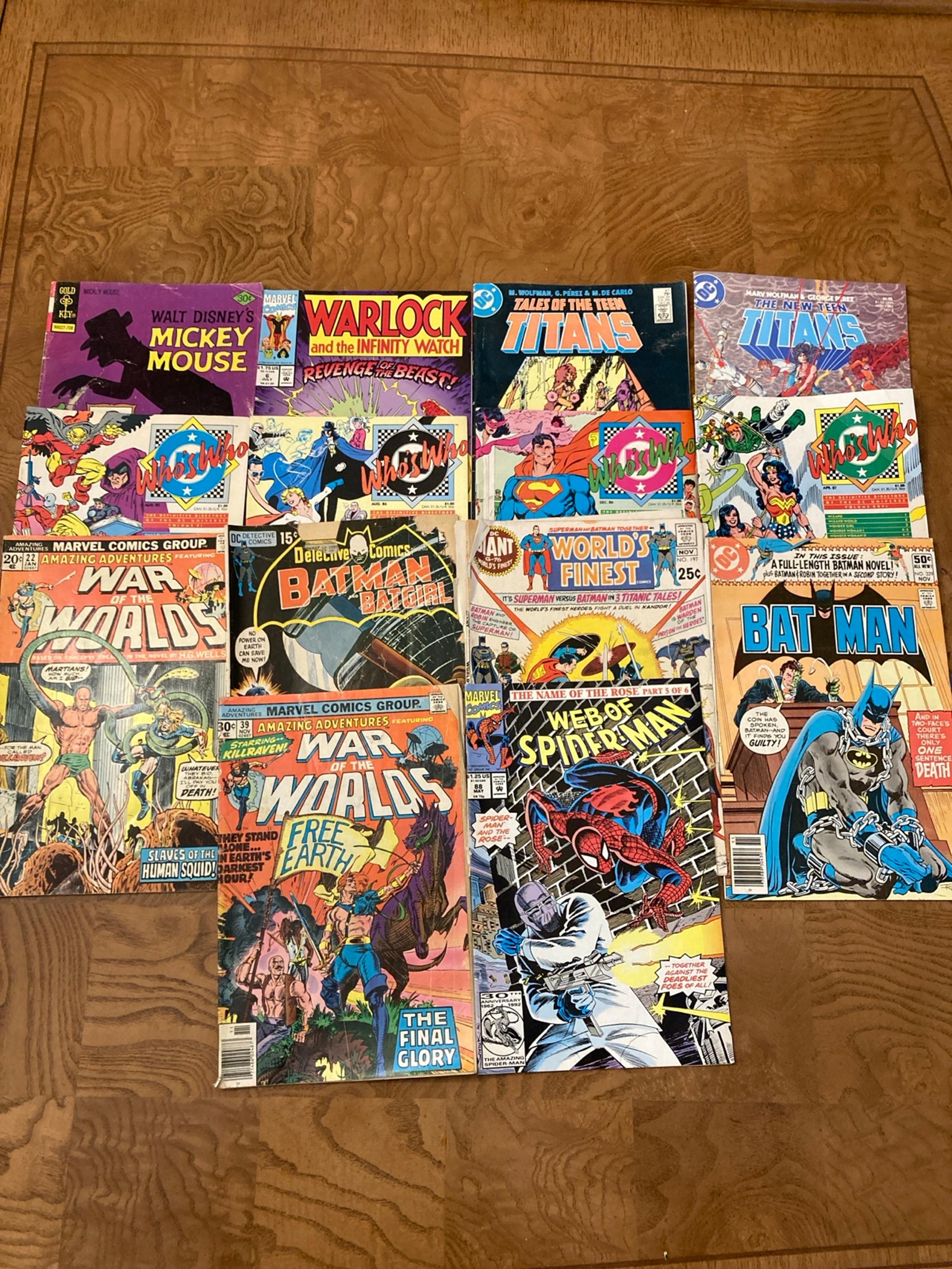 14 Assorted Vintage Marvel/DC Comic Book Lot w/ Spidey, Batman, Titans, more
