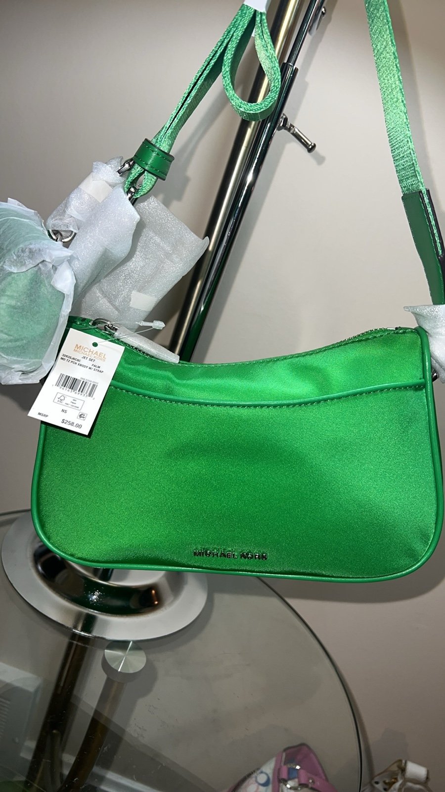 Michael Kors Jet Set Crossbody in Palm with Case for Apple Air Pods Pro- NWT