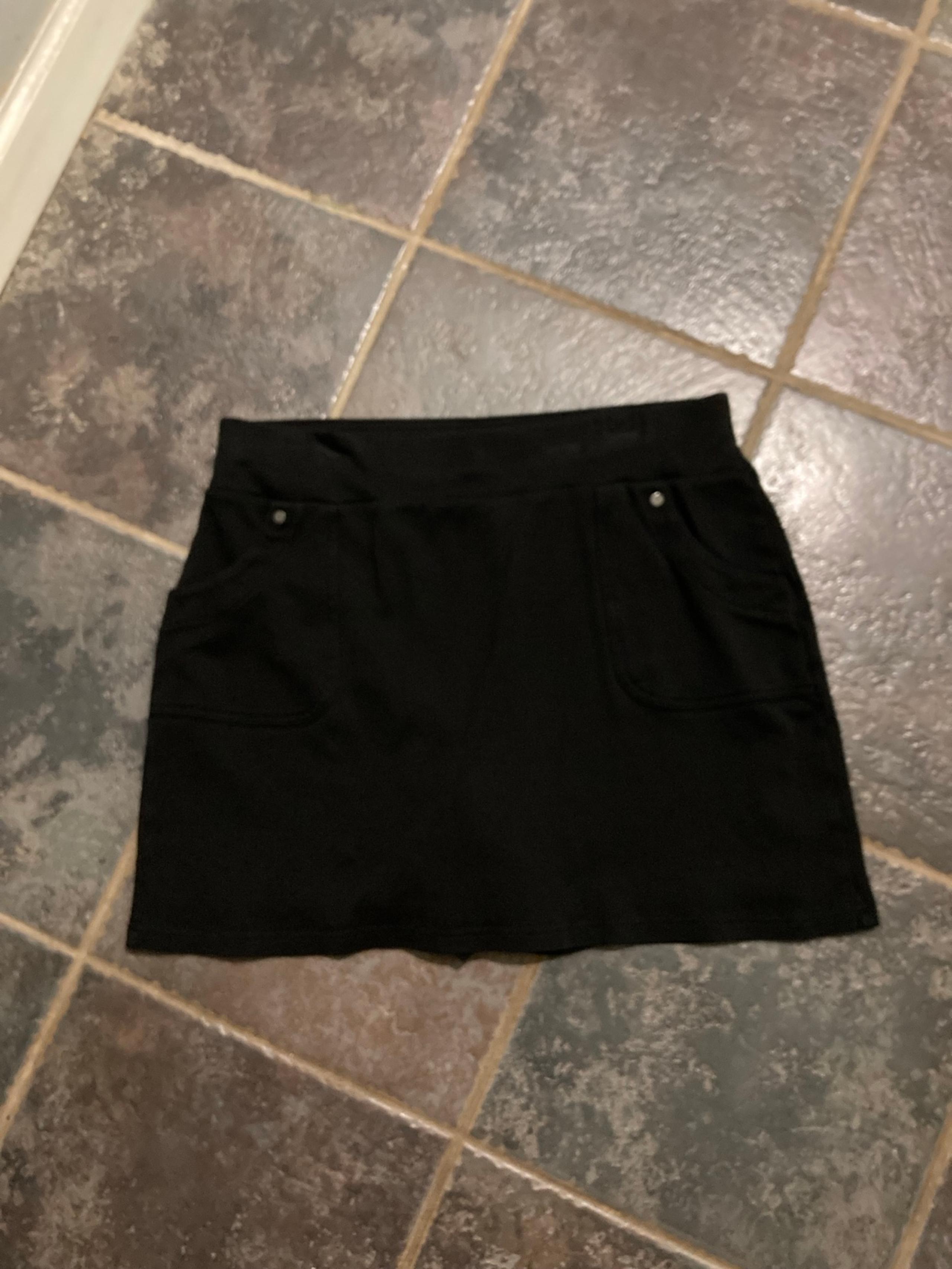 Jones New York Black Pull-On Skort Women’s Size S