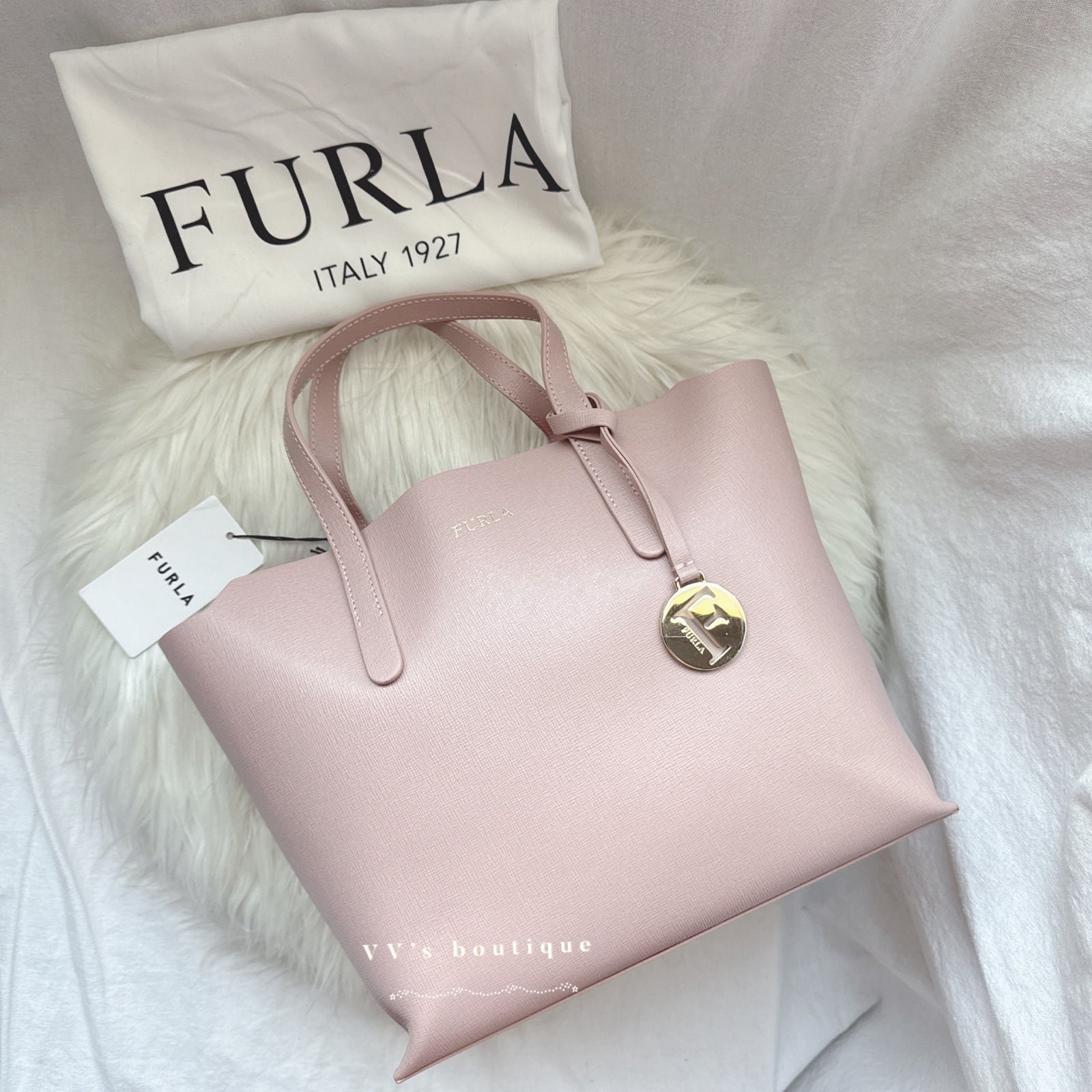 楽天市場】Furla(フルラ) サリー M レザー MOONSTONE (+beige