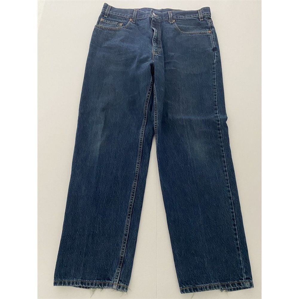 VNTG Levi's 38 x 30 550 Relaxed Fit Tapered Leg Dark Wash Denim USA MADE Jeans
