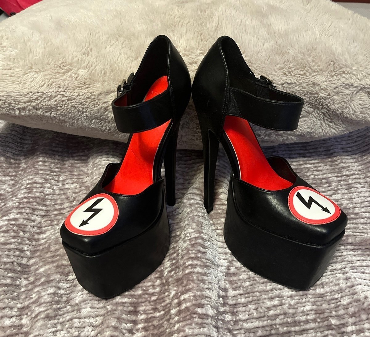 Unreleased Marilyn Manson heels