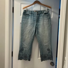 Dana buchman Women cropped jeans