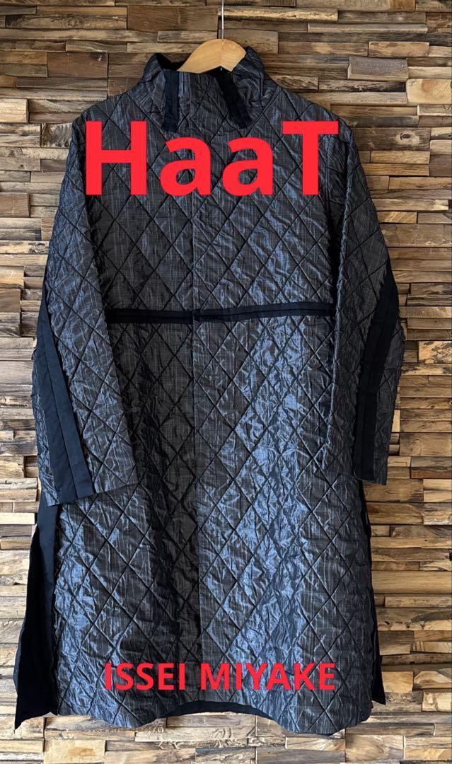 Haat Issei Miyake Gray Coat