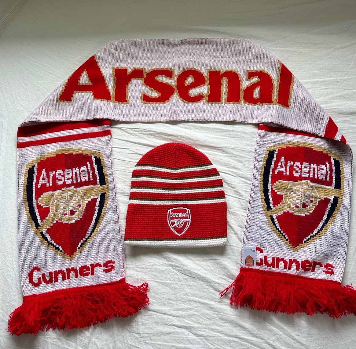 Arsenal F.C. Scarf and Beanie