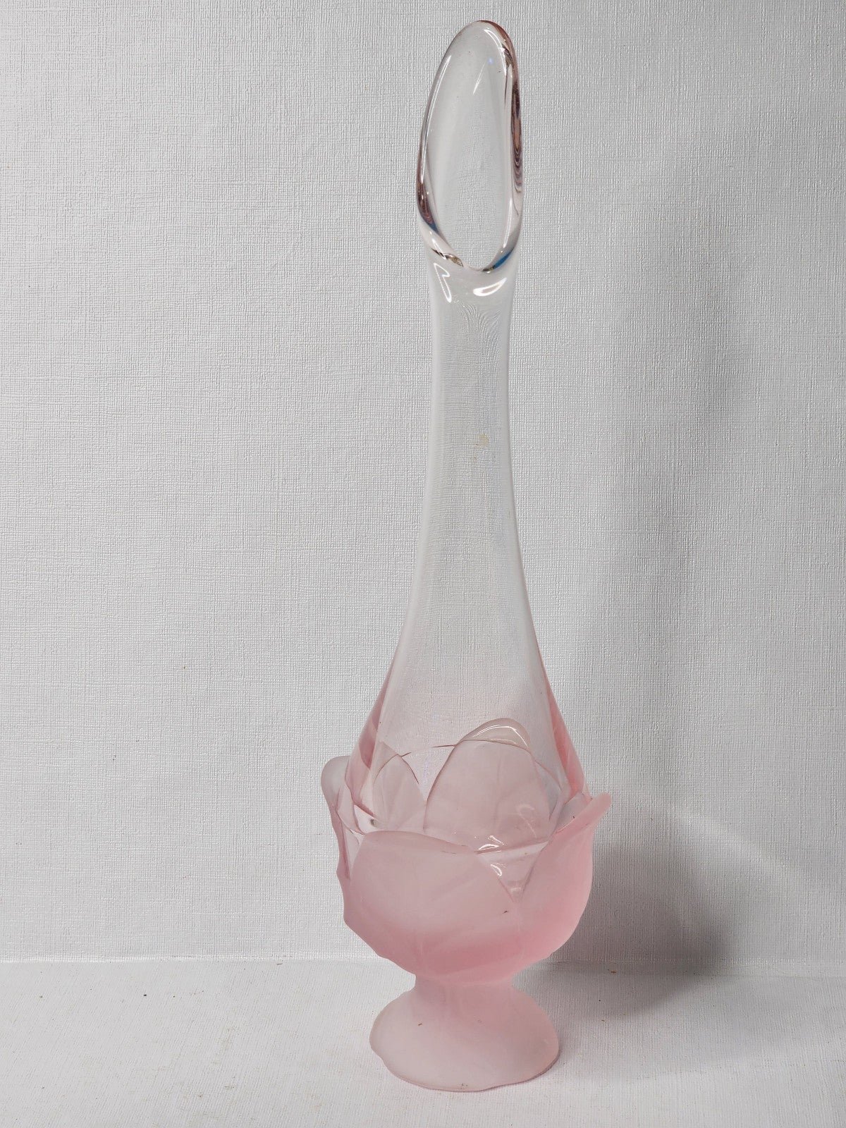 Viking Pink Satin Cabbage Swung Vase
