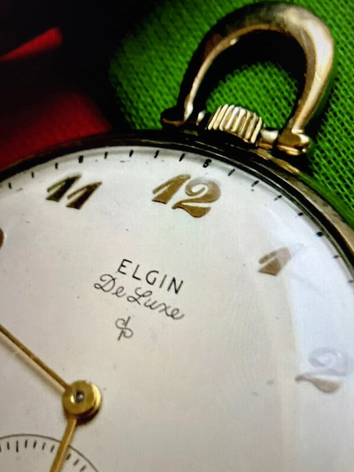 #359 Collectors Vintage 1949 Elgin Deluxe Model 5 Grade 542 17j Pocket Watch